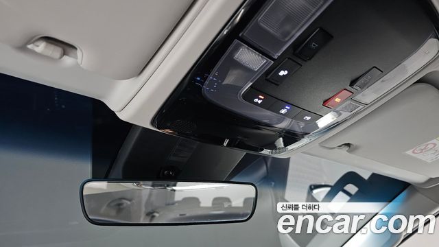 Hyundai Staria 4WD Tourer 11-Seater Modern 2022 — фото 19