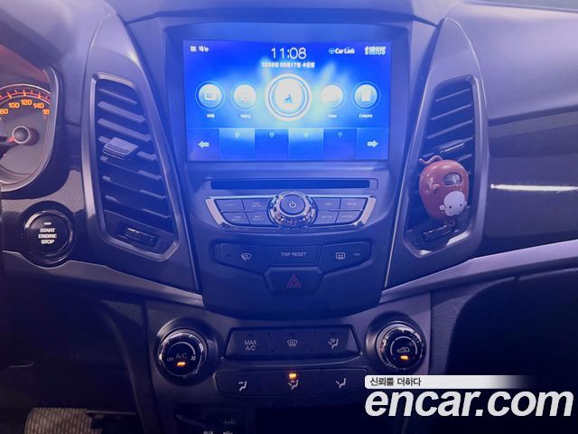 KG Mobility (SsangYong) Style Korando C 2.2 RX 2WD DLX 2018 — фото 15
