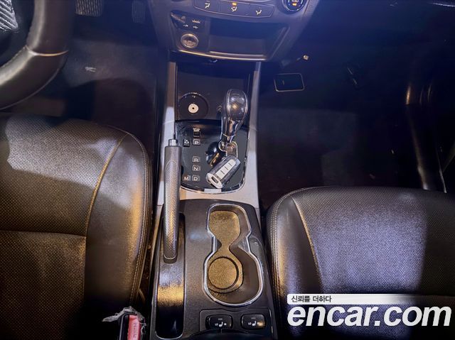 KG Mobility (SsangYong) Style Korando C 2.2 RX 2WD DLX 2018 — фото 16