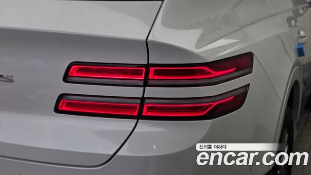 Genesis GV80 2.5T Gasoline 2WD 2023 — фото 23