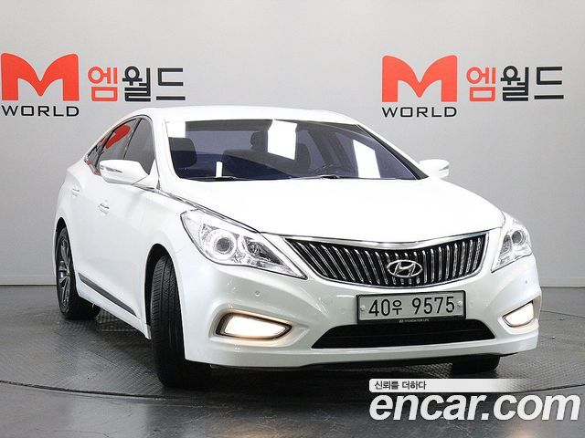 Hyundai Grandeur (HG) HG240 Luxury 2011 — фото 3