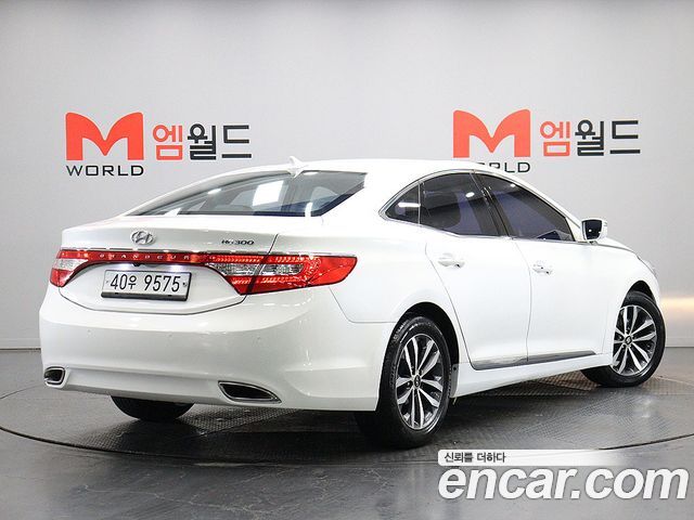 Hyundai Grandeur (HG) HG240 Luxury 2011 — фото 4