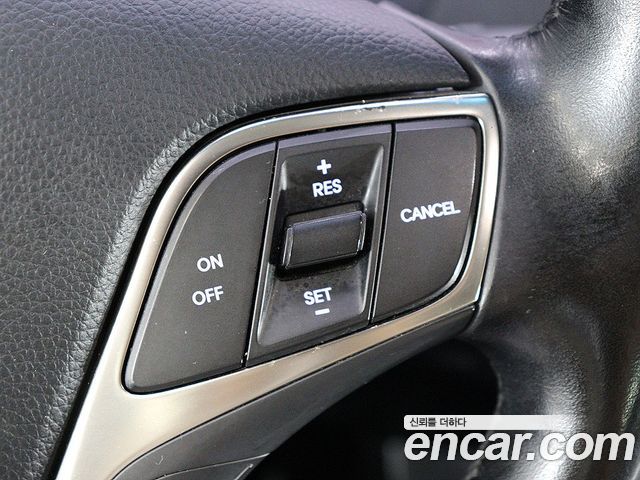 Hyundai Grandeur (HG) HG240 Luxury 2011 — фото 15