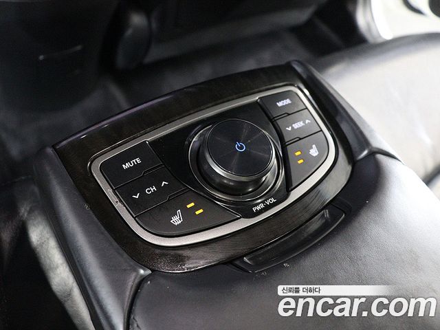 Hyundai Grandeur (HG) HG240 Luxury 2011 — фото 17