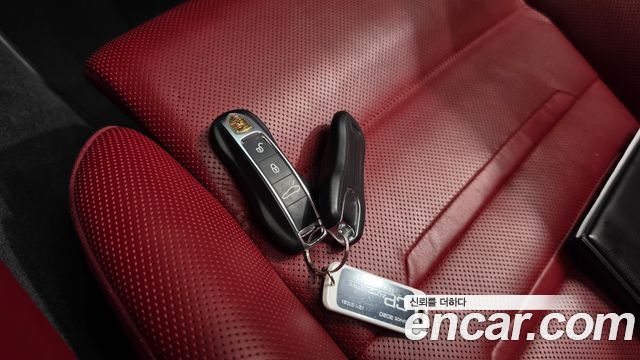 Porsche Panamera (971) 3.0 AWD 2018 — фото 15