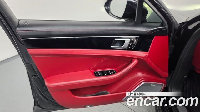 Porsche Panamera (971) 3.0 AWD 2018 — фото 24