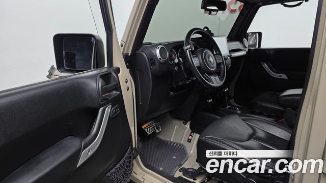 Jeep Wrangler (JK) 3.6 Sahara 4Door 2017 — фото 10