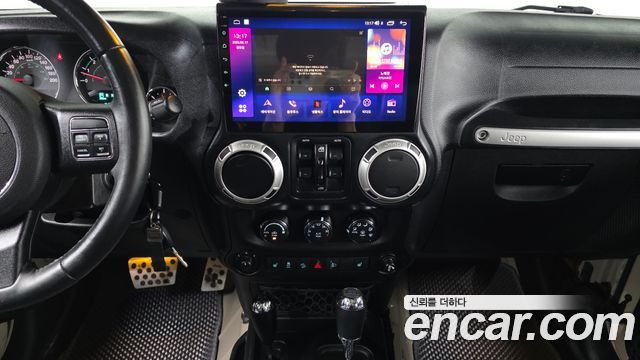 Jeep Wrangler (JK) 3.6 Sahara 4Door 2017 — фото 14