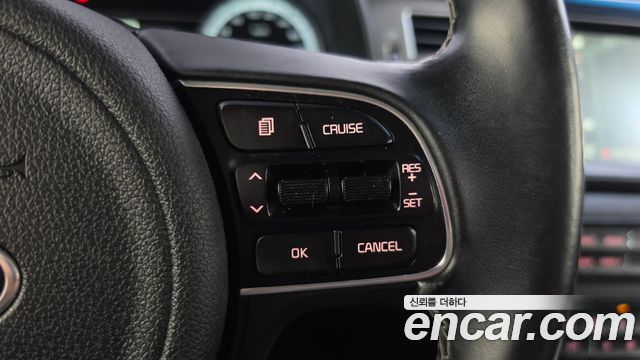 Kia Niro Prestige 2018 — фото 15