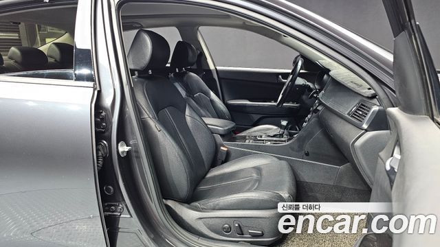 Kia K5 (II) 1.7 Diesel MX Noblesse 2016 — фото 12