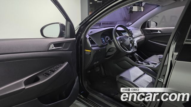 Hyundai Tucson Diesel 2.0 2WD Modern 2016 — фото 10