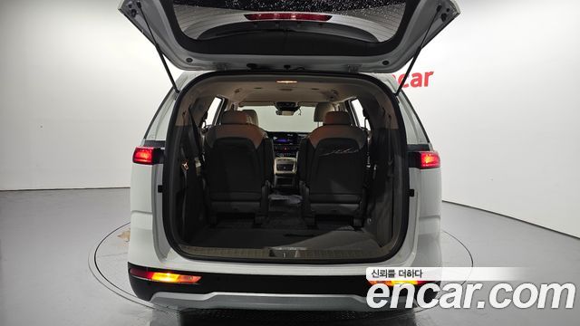 Kia Carnival (IV) Diesel 9-Seater Prestige 2023 — фото 16
