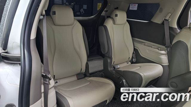 Kia Carnival (IV) Diesel 9-Seater Prestige 2023 — фото 18