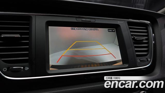 Kia Carnival 9-Seater Prstige 2019 — фото 15