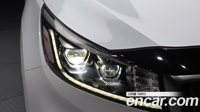 Kia Carnival 9-Seater Prstige 2019 — фото 22