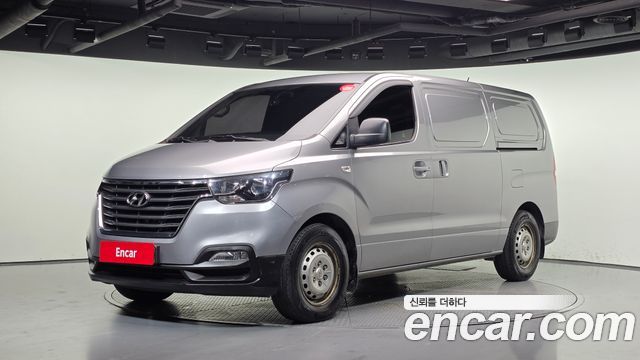 Hyundai Grand Starex Van 3-Seater Style