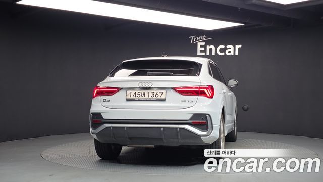 Audi Q3 (F3) 35 TDI Premium Sportback 2023 — фото 4