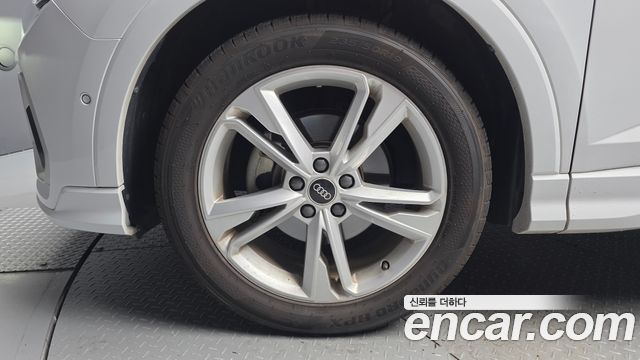 Audi Q3 (F3) 35 TDI Premium Sportback 2023 — фото 5