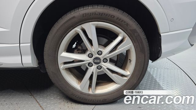 Audi Q3 (F3) 35 TDI Premium Sportback 2023 — фото 27
