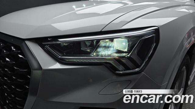 Audi Q3 (F3) 35 TDI Premium Sportback 2023 — фото 28