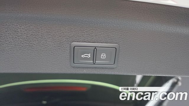 Audi Q3 (F3) 35 TDI Premium Sportback 2023 — фото 33