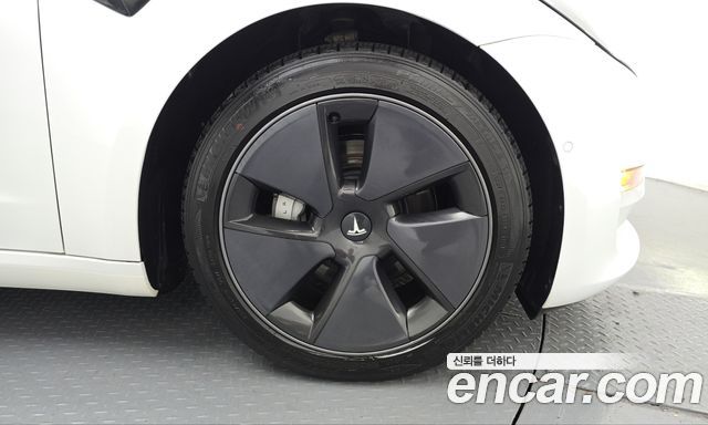 Tesla Model 3 Long Range AWD 2021 — фото 21
