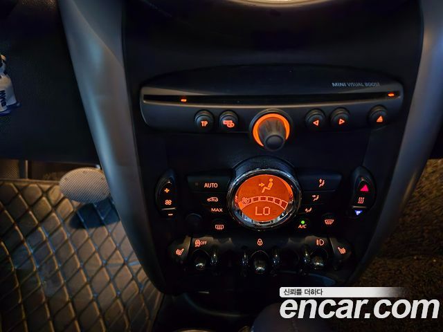 MINI Cooper D Countryman ALL4 1st 2015 — фото 15