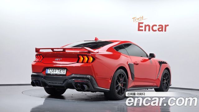 Ford Mustang (VII) 5.0 GT Premium Coupe 2024 — фото 2