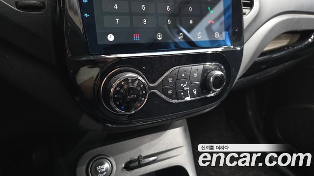 Renault Korea QM3 LE 2014 — фото 23