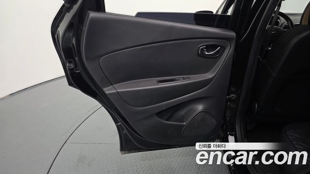 Renault Korea QM3 LE 2014 — фото 31