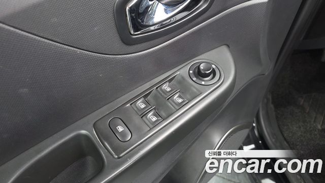 Renault Korea QM3 LE 2014 — фото 35