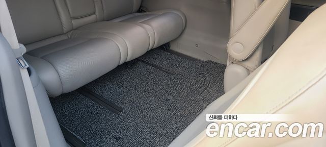 Kia Carnival 9-seater Prestige 2018 — фото 24