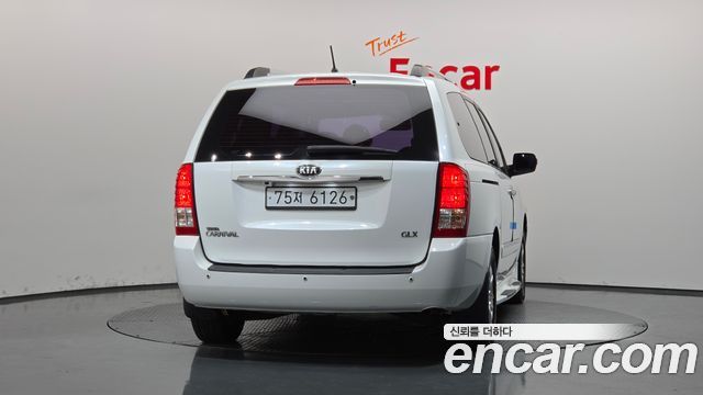 Kia Carnival R Grand Carnival GLX Premium 2013 — фото 4