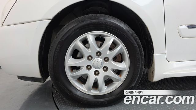 Kia Carnival R Grand Carnival GLX Premium 2013 — фото 5