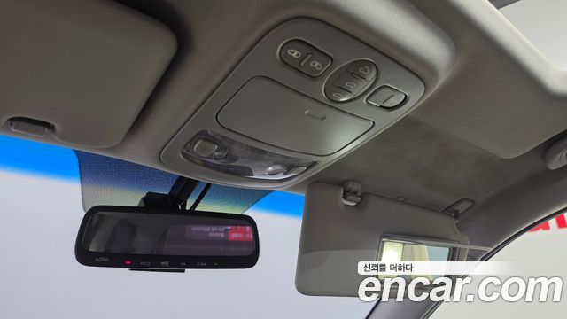 Kia Carnival R Grand Carnival GLX Premium 2013 — фото 17