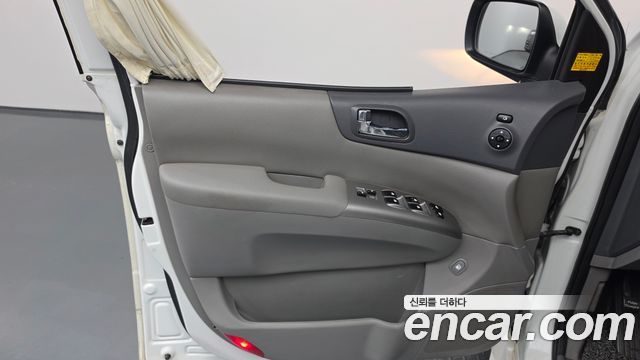 Kia Carnival R Grand Carnival GLX Premium 2013 — фото 24