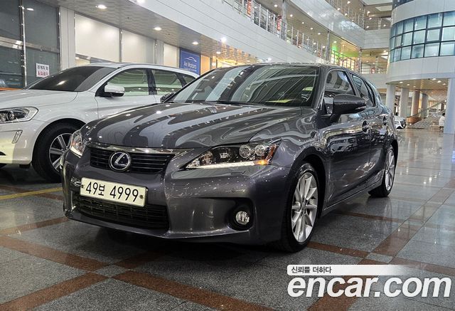 Lexus CT200h 1.8 Compact Luxury ZWA10