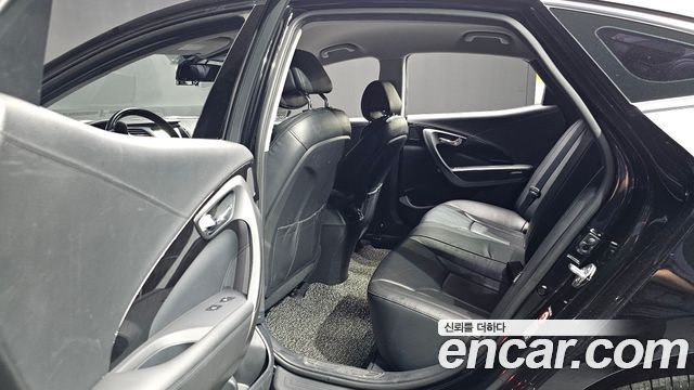 Hyundai Grandeur (HG) HG240 Modern Collection 2017 — фото 11