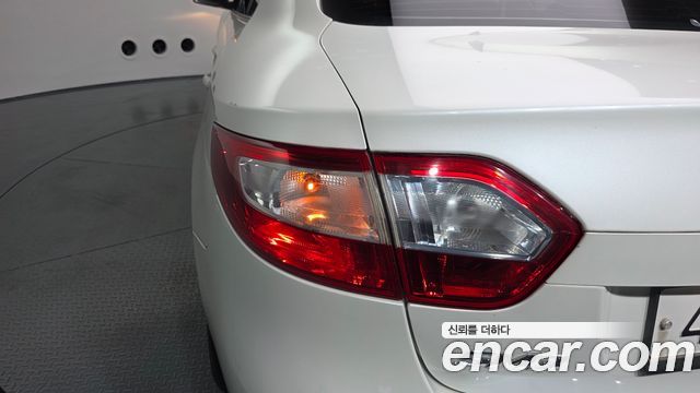 Renault Korea SM3 SE Plus 2014 — фото 29