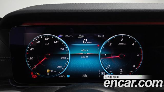 Mercedes-Benz E-Class (W213) E220d 4MATIC AMG Line 2021 — фото 8
