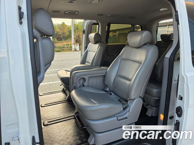 Hyundai Grand Starex 12-Seater Wagon CVX Luxury 2014 — фото 10