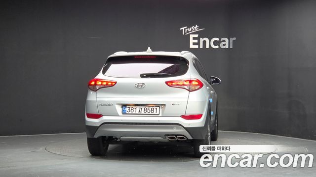 Hyundai Tucson Diesel 2.0 2WD Modern 2016 — фото 4