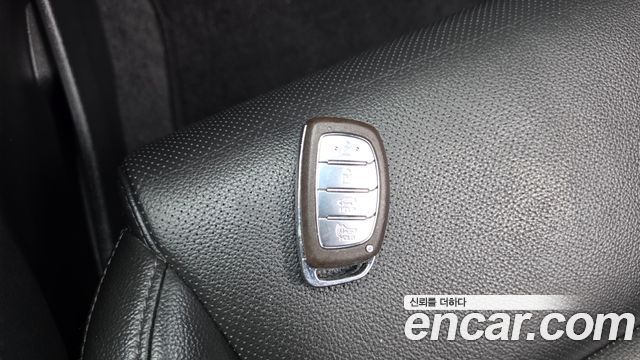 Hyundai Tucson Diesel 2.0 2WD Modern 2016 — фото 19