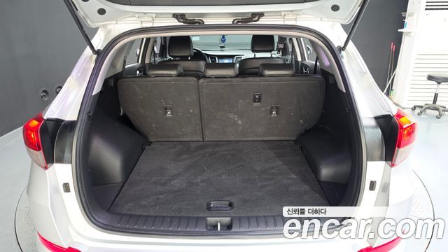Hyundai Tucson Diesel 2.0 2WD Modern 2016 — фото 20