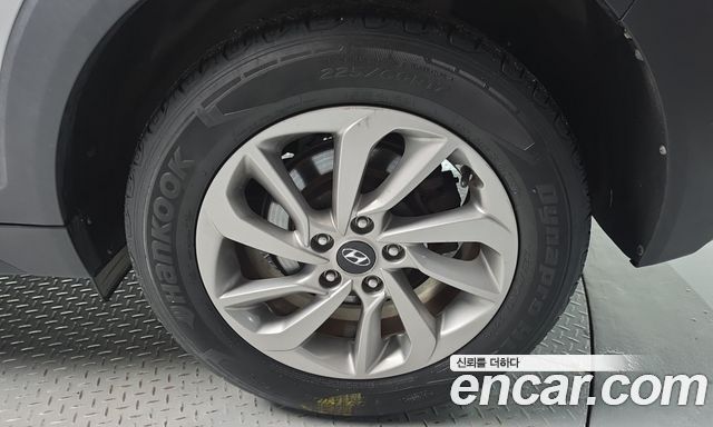 Hyundai Tucson Diesel 2.0 2WD Modern 2016 — фото 21