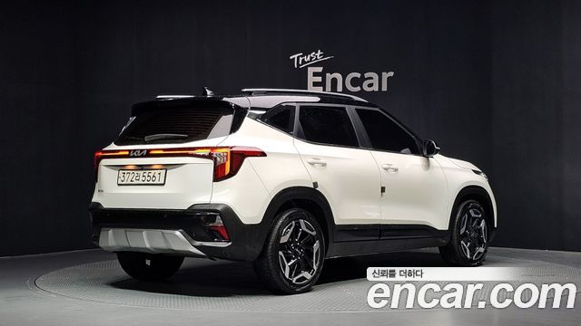 Kia Seltos Gasoline 1.6 Turbo 2WD Signature 2023 — фото 2