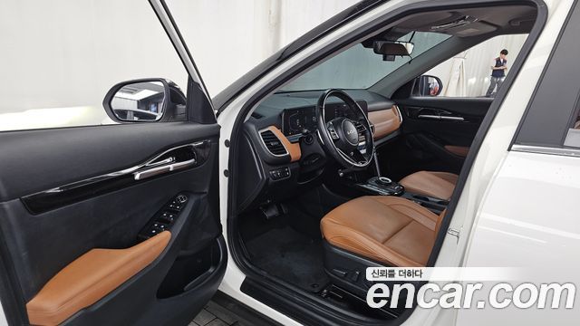 Kia Seltos Gasoline 1.6 Turbo 2WD Signature 2023 — фото 10