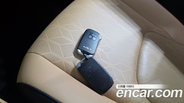 Kia Carnival (IV) Diesel 9-Seater Prestige 2023 — фото 16