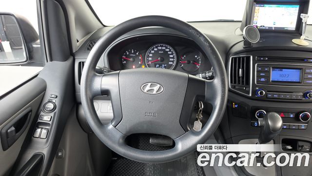 Hyundai Grand Starex 5-Seater VAN Smart 2016 — фото 14
