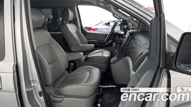 Hyundai Grand Starex 5-Seater VAN Smart 2016 — фото 26